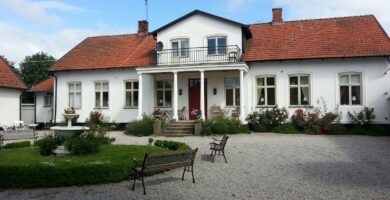 Svabesholms Kungsgård Bed & Breakfast